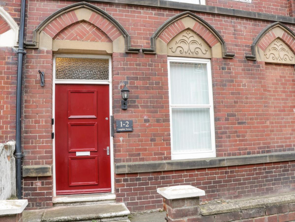 St Hilda'S Corner House Apartment Whitby Exterior photo