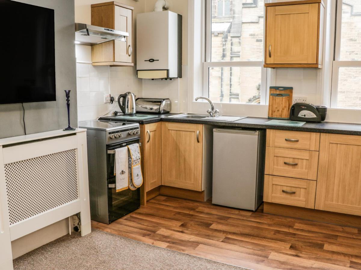 St Hilda'S Corner House Apartment Whitby Exterior photo